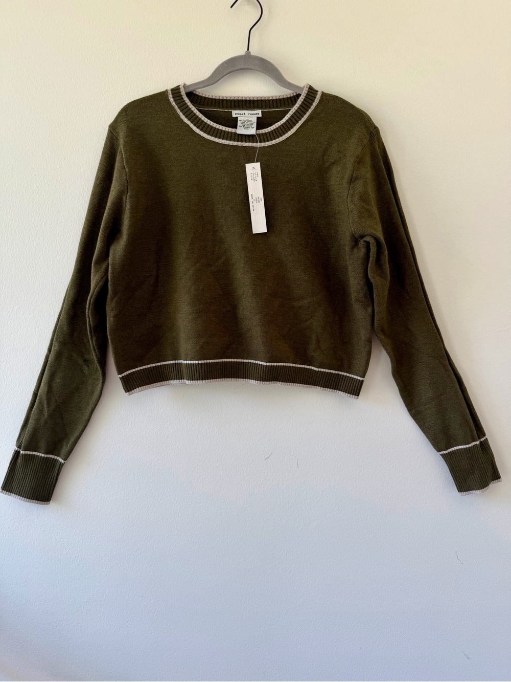 Sweet Romeo cropped crewneck sweater
